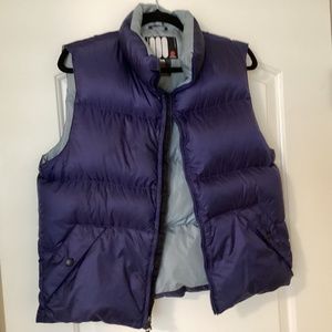 Burton medium purple vest